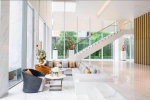 Hyde 2BR Luxury Suite near BTS Nana