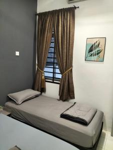 195 Entire Homestay Seremban , Mutiara Galla , Gateway, Ainsdale, Labu