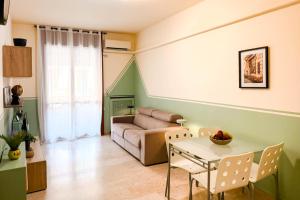 Porta Venezia Urban Retreat with Terrace - Top Collection