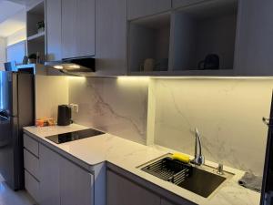 Luxury Pollux habibie lantai 53