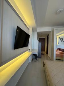 Luxury Pollux habibie lantai 53