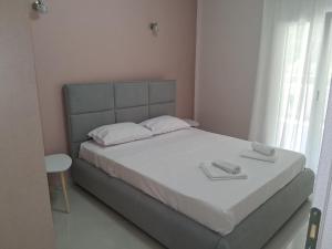 Efis Apartment