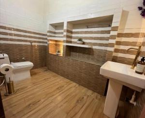 Couple Friendly Apartment With Kitchen and Private Terrace