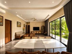 Cuc Phuong Mineral Retreat