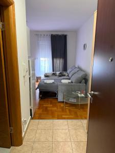 Old Airport Apartment