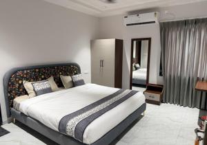 PSV Grand Residency