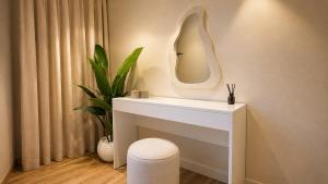 New & Luxurious Best of Marrakech