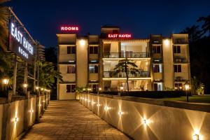 East Haven Holidays Inn