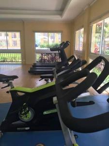 2 BR Condo Unit Near SM Seaside , SM Cebu Arena , Nustar and CCLEX