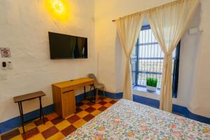 Colonial house in Santa Fe de Antioquia & jacuzzi