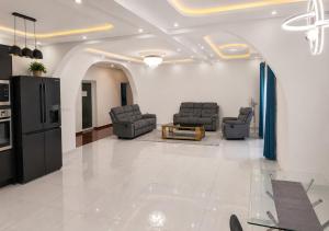 The Modern Oasis