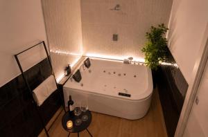 Ventuno Dei Luxury Suites San Giovanni