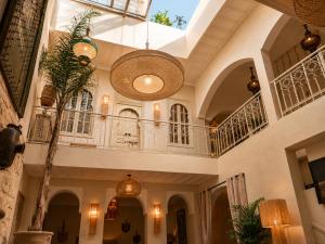 Riad privé Kaolane, piscine, petit-déjeuners, 5min Jemaa el-Fna