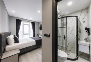 Airport Solin Hotel