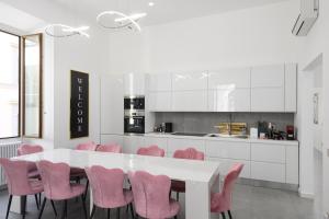Borghese Palace Luxury Apartment