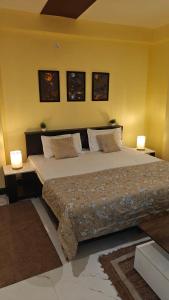 Bigbro-The Penthouse I Near Assi Ghat N Mandir