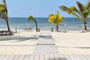 Tremendo Beachfront Apartment