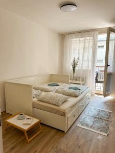 Metro Family Apartment 2 Bedrooms Seeps 6