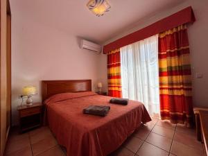 Sunny Bungalow air conditioning in every room
