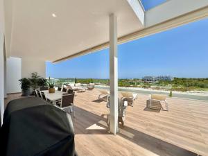 Naranjo 2 - Ground Floor Apartment Las Colinas Go