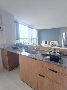 J4 Amplio y moderno Dpto 1 Dorm Zona Norte Disponible para Ti