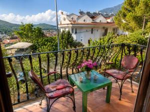 Very Close to Ölüdeniz, Luxury in a Complex with a Pool