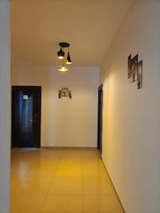 Gokul Lodging