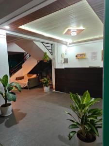 Gokul Lodging