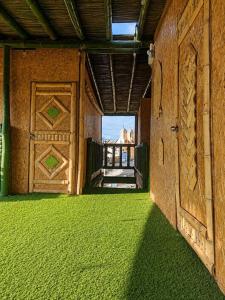 Rustic room with a view of the valley in Lunahuaná