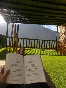 Rustic room with a view of the valley in Lunahuaná