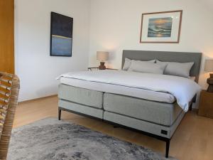 Helle Dachgeschosswohnung mit Aussicht