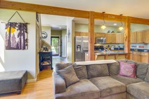 Bozeman Getaway w Mountain Views, Near Downtown
