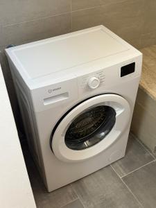 Mistral 157