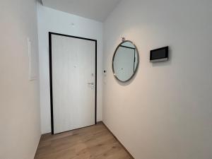 NEW Bright Luxury 1BR Central