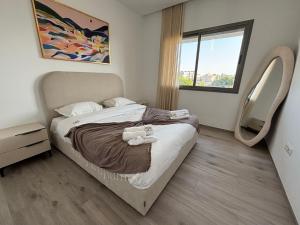 Malaga 2 Bright Luxury 1BR Central Location