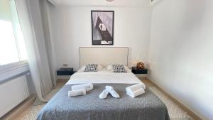 3BR Apt Parking · Bathtub · Lac 2 Tunis