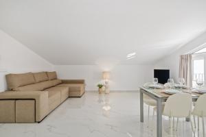 CableCar House II, by Pausa Vacation Rentals