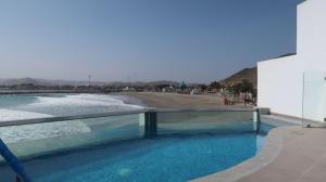 Dolphin Apt Cerro Azul with access & ocean view