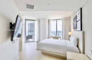 Condos At Lyfe Beach Resort