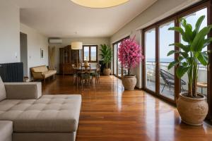 Panoramic Loft
