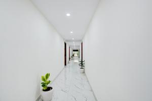 Collection O Hotel Evergreen