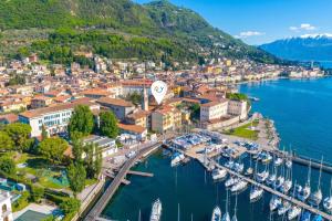 Chic Retreat with Park | Central Salò - Happy Rentals