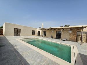 Maison style beldi avec piscine