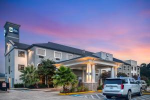 Best Western Champions Forest Inn and Suites