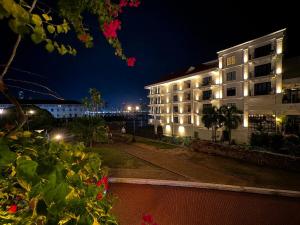 Two-story apartment in Casco Antiguo