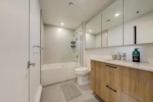 Élégant condo au cœur de lBright 2BR Downtown Montréal Condo