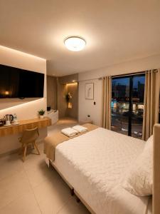 Centrica Suite Hotel