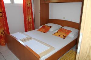 Apartments with parking space Gradac, Makarska - 12977