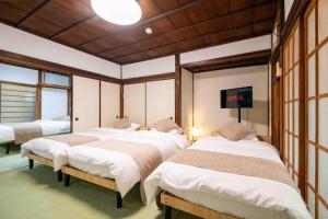 Yokosuka Chuo Station 6mins 100 years old fully equipped with furniture