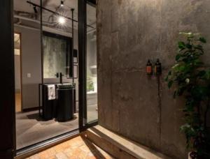 4 habitaciones con jacuzzi y mesa billar, Poblado Medellín
